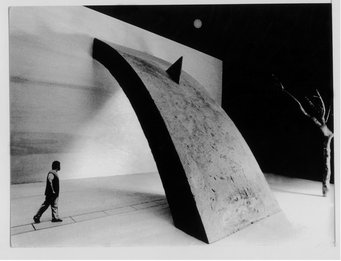 Mauro Staccioli, Condizione città, Parma, 1973, iron, concrete and two stainless steel cones, three elements ⊘ 220x240 cm each, ph. Enrico Cattaneo Mauro Staccioli, Condizione città, Parma, 1973, iron, concrete and two stainless steel cones, three elements ⊘ 220x240 cm each, ph. Enrico Cattaneo