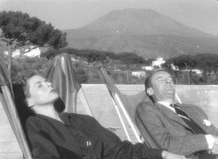 Still frame from Viaggio in Italia (1954) by Roberto Rossellini.