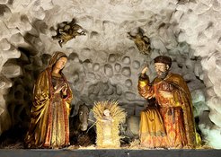 Giovanni da Nola, Presepio, 1519-24, polychrome wooden sculptures, Santa Maria del Parto, Naples (Source: Photo taken by author).