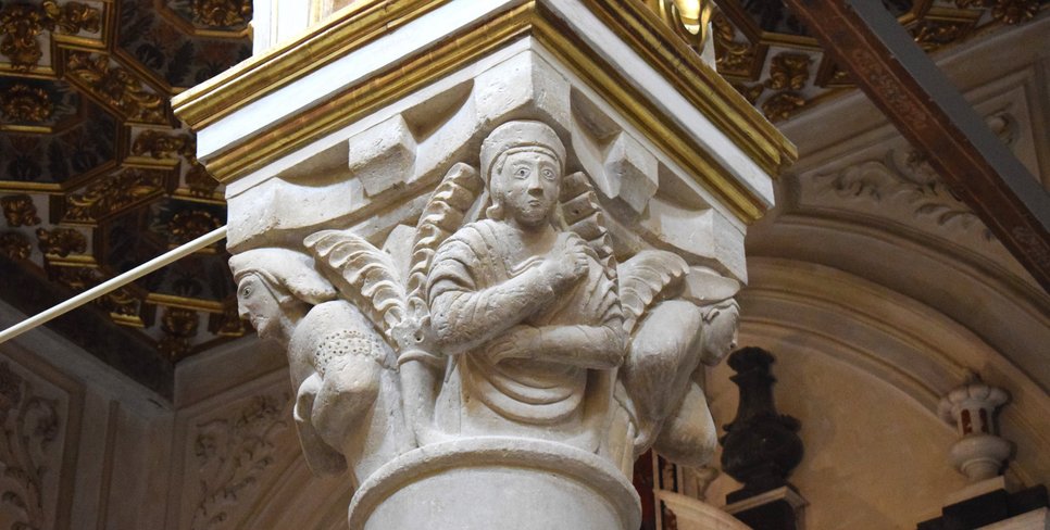Matera, Cathedral of S. Maria della Bruna and S. Eustachio, capital of the central nave, XIII century