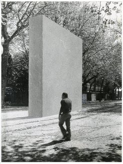 Mauro Staccioli, photomontage for 'Biennale '78', Archivio Mauro Staccioli, digital photo Bibliotheca Hertziana