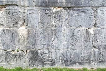Façade reliefs (detail) of the Ball Game Court, circa 10th century, Chichen Itza Archaeological Site, Tinum, Mexico. Photo: Tristan Weddigen, 2016 Façade reliefs (detail) of the Ball Game Court, circa 10th century, Chichen Itza Archaeological Site, Tinum, Mexico. Photo: Tristan Weddigen, 2016