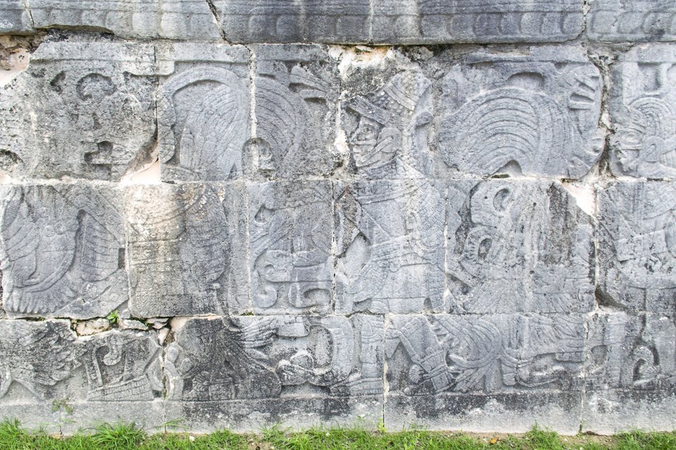 Façade reliefs (detail) of the Ball Game Court, circa 10th century, Chichen Itza Archaeological Site, Tinum, Mexico. Photo: Tristan Weddigen, 2016